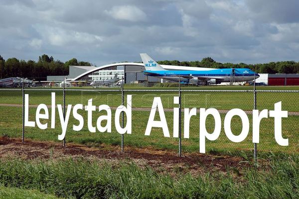 Minister verandert plannen vliegveld Lelystad na 10.000 inspraakreacties niet